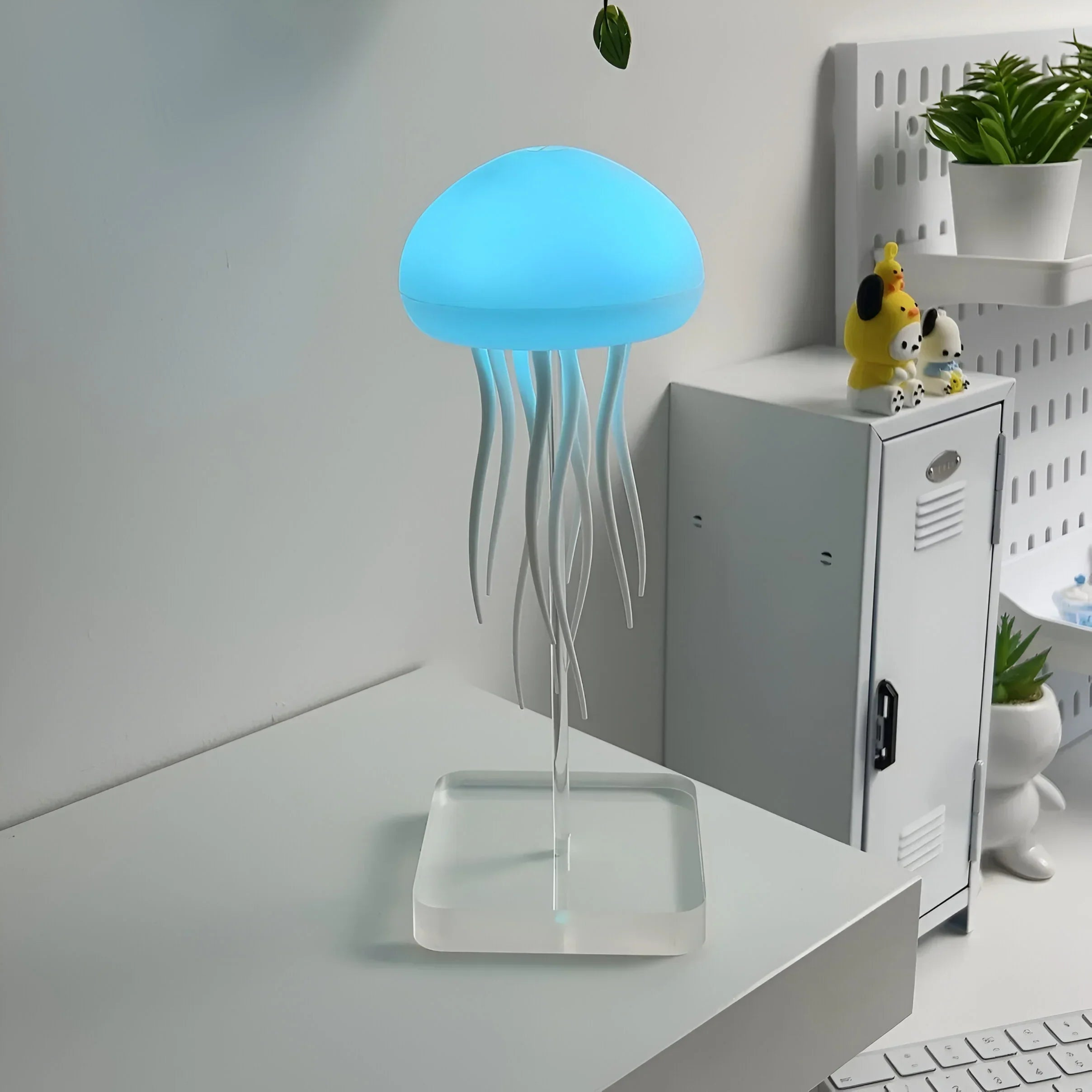 JellyGlow – Kleurveranderende lamp met synthetische kwallen en zacht LED-display