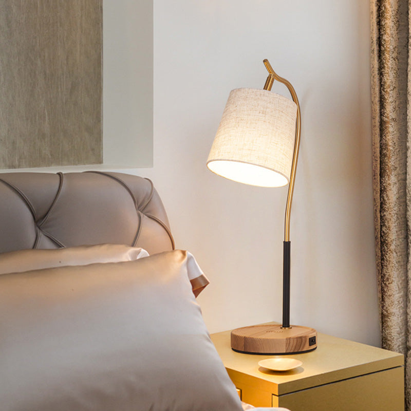 GlowBarrel – Elegante bedlamp met flexibele arm en zacht licht