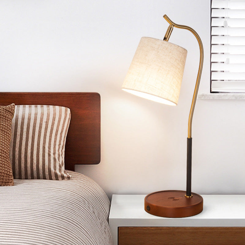 GlowBarrel – Elegante bedlamp met flexibele arm en zacht licht